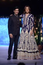 Sonakshi Sinha at Shaina NC-Manish Malhotra Pidilite Show for CPAA on 1st March 2015